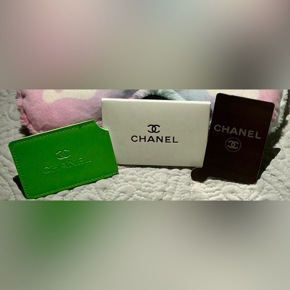 CHANEL Accessories - CHANEL Card Holder and Mirror Set